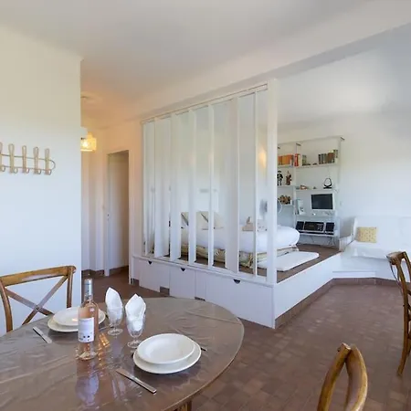 Apartment Avec Vue A